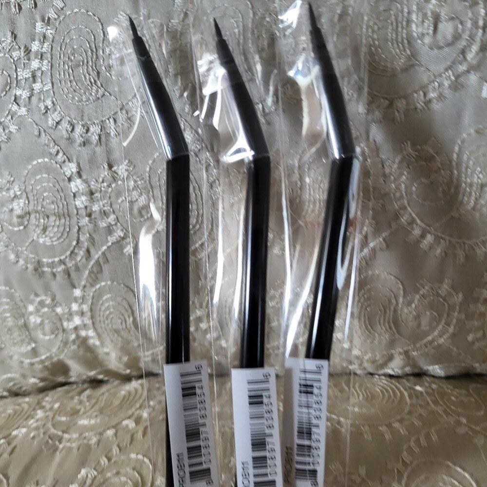 SET OF 3  NYX angled eyeliner brush